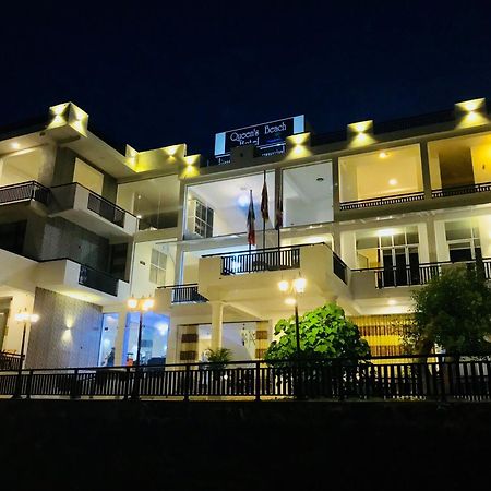 Queens Beach Hotel Tangalle Bagian luar foto