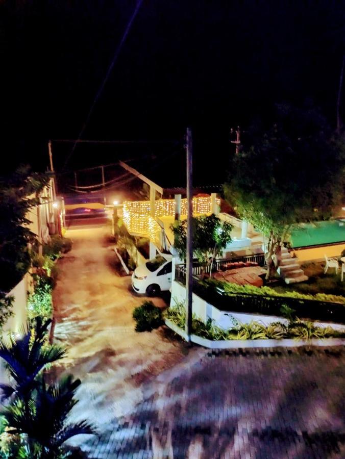Queens Beach Hotel Tangalle Bagian luar foto