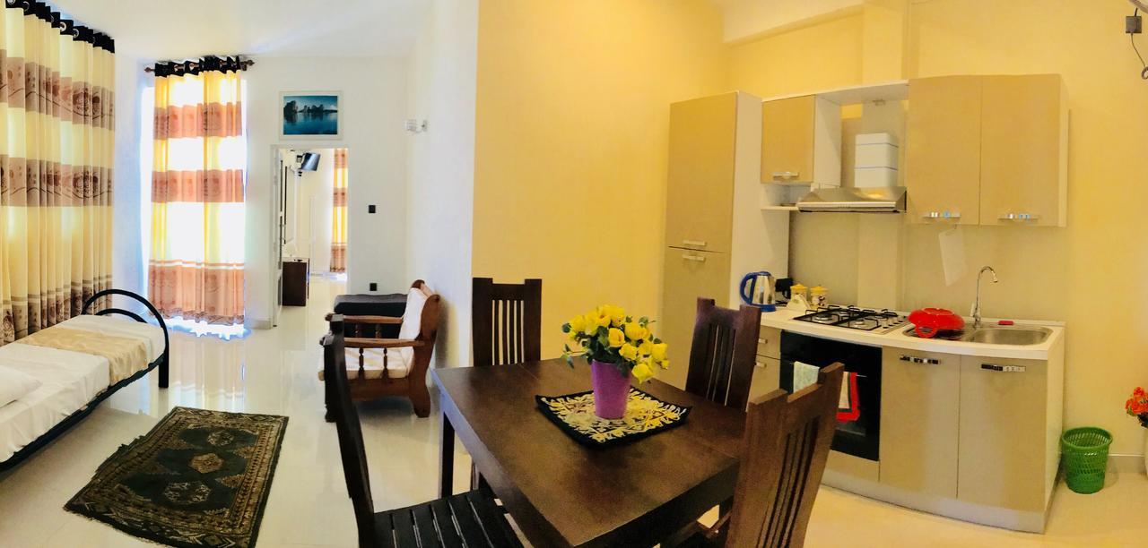 Queens Beach Hotel Tangalle Bagian luar foto