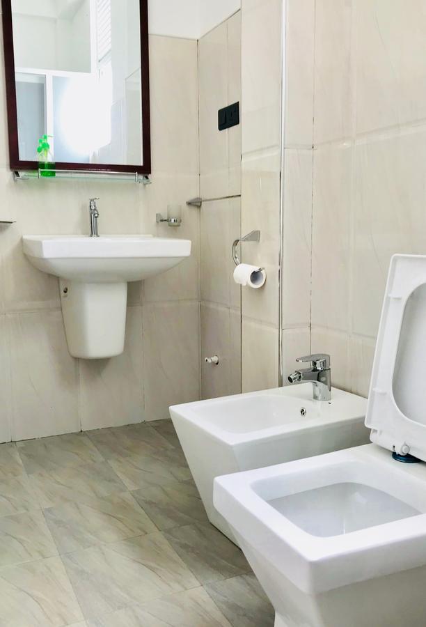 Queens Beach Hotel Tangalle Bagian luar foto